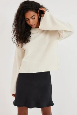 TALYA Spódnice^Spódnica Petra short jet black