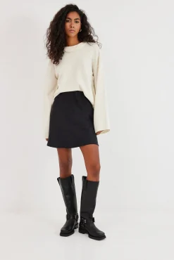 TALYA Spódnice^Spódnica Petra short jet black