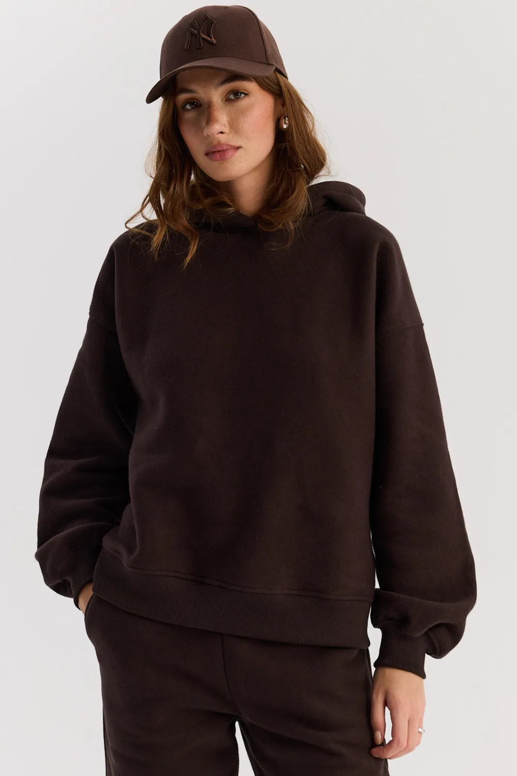 TALYA Spodnie Dresowe^Spodnie dresowe dark chocolate