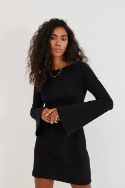 TALYA Sukienki^Sukienka Sharon short black