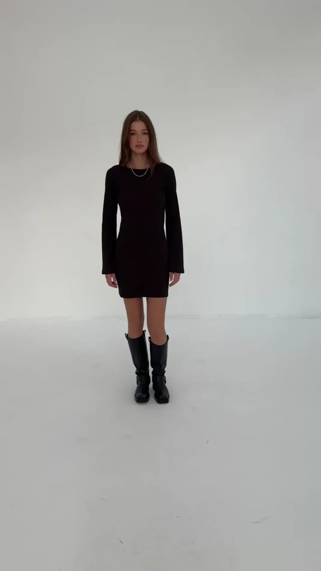 TALYA Sukienki^Sukienka Sharon short dark chocolate