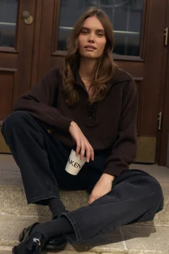 TALYA Swetry^Sweter Polo Bobby dark chocolate