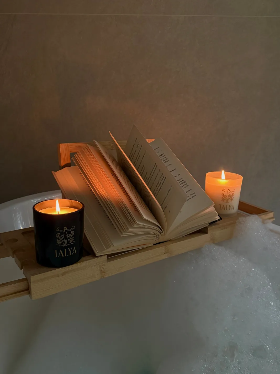 TALYA Akcesoria^Świeca sojowa cashmere wood